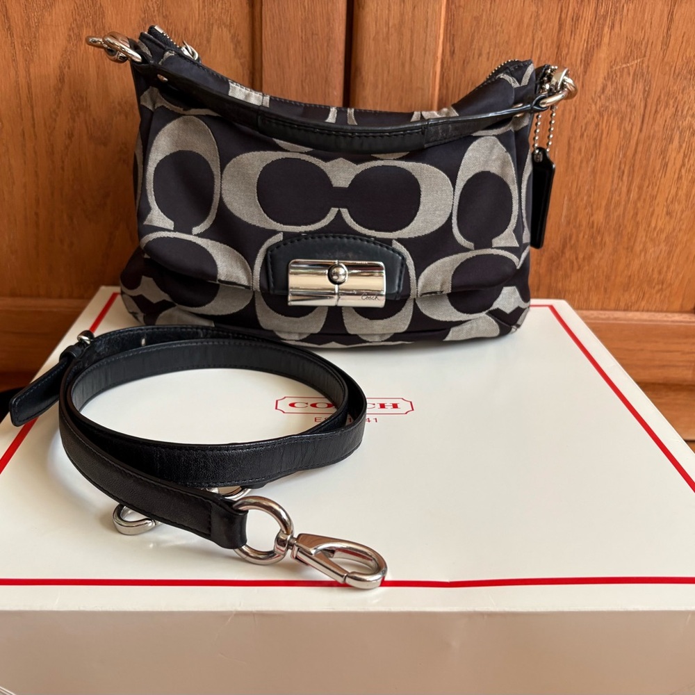 Coach Kristin crossbody Creed No. F22302